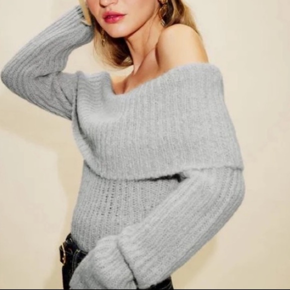 Reformation Sweaters - Reformation Oberon Off Shoulder Sweater in Grey